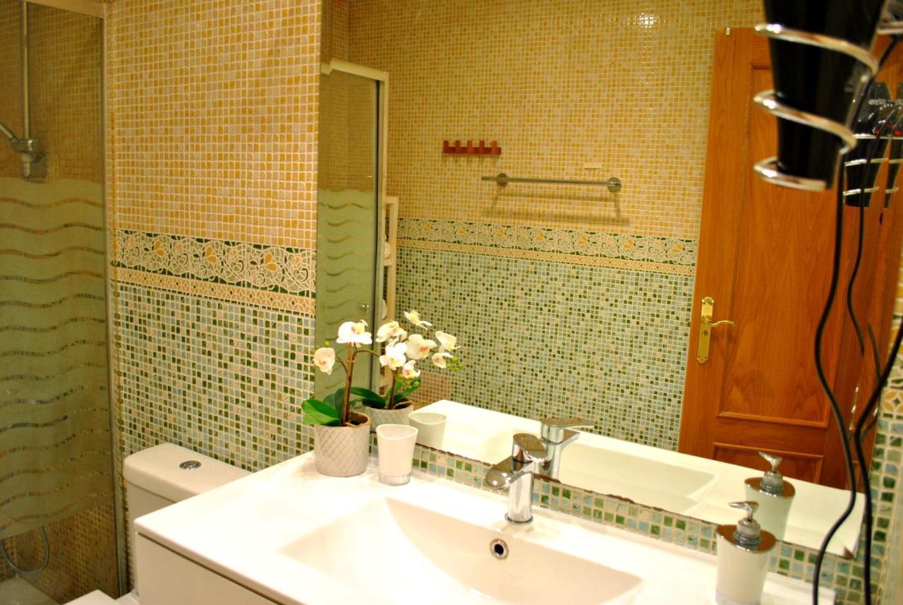 San Antonio - Beach, Pool And Terrace Torremolinos Ngoại thất bức ảnh
